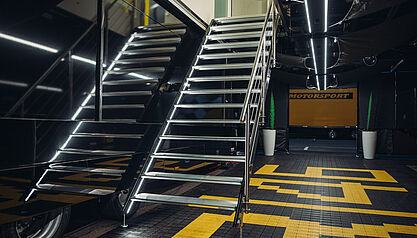 SCHULER RACE BASE SRB 700 mooney vr46 racing