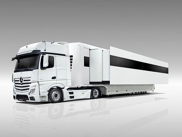 Schuler Trucks - Motorhome - Lewis Hamilton