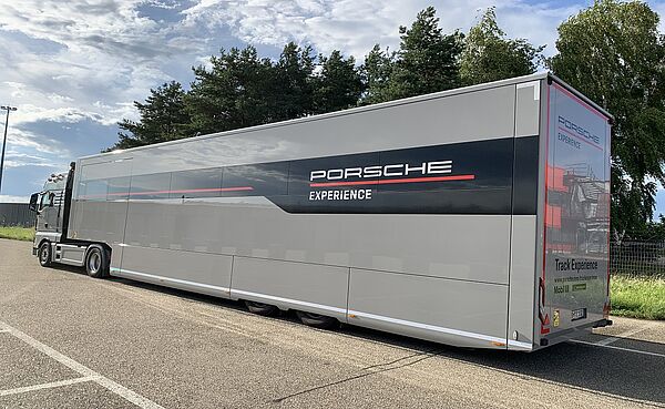 SCHULER_RACE_TRAILER_MOTORSPORT_Porsche Experience