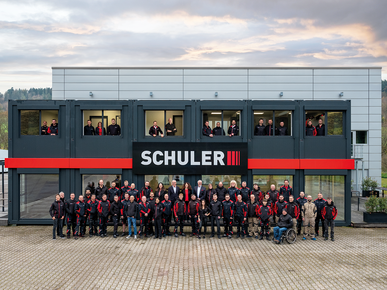 Gruppenbild Team SCHULER