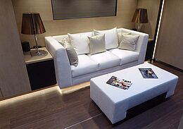 Schuler Trucks - Motorhome - Driver Suite Lewis Hamilton