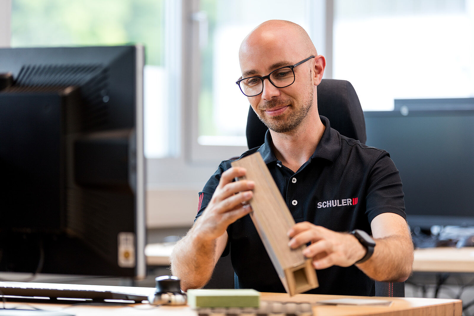 Schuler Trucks - Jobs & Karriere - Technischer Einkauf