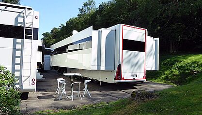 Schuler Trucks - Motorhome - Driver Suite Lewis Hamilton