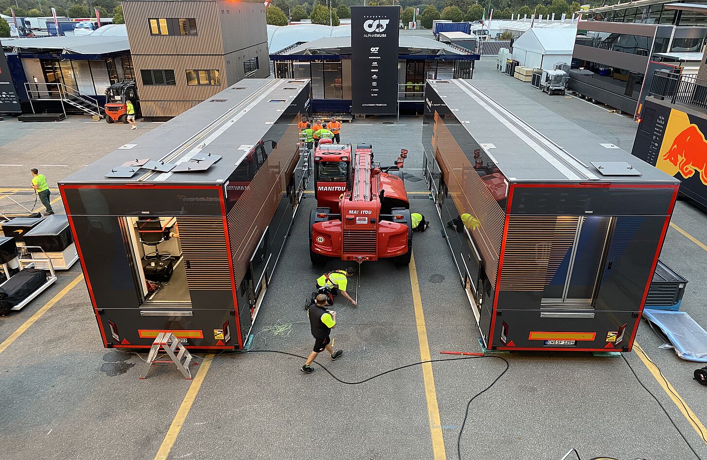 Schuler_Motorhome_Logistics Paddock