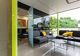 SCHULER RACE BASE SRB 700 mooney vr46 racing