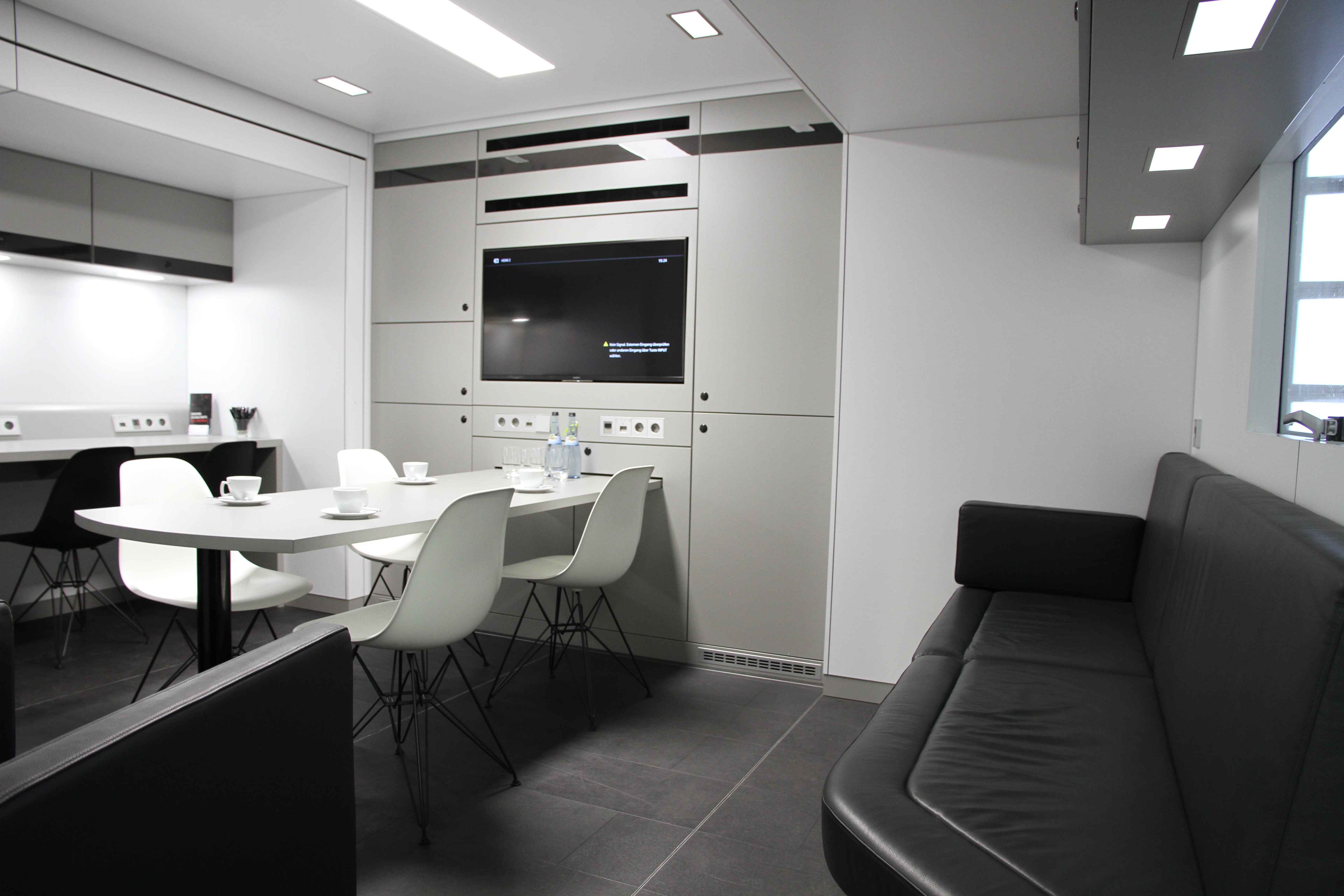 SCHULER_RACE_TRAILER